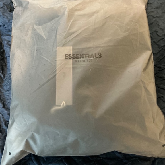 Essentials Fear of God hoodie - Picture 3 of 3